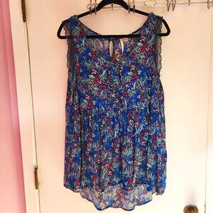 LC Lauren Conrad sleeveless tank top blouse blue floral print